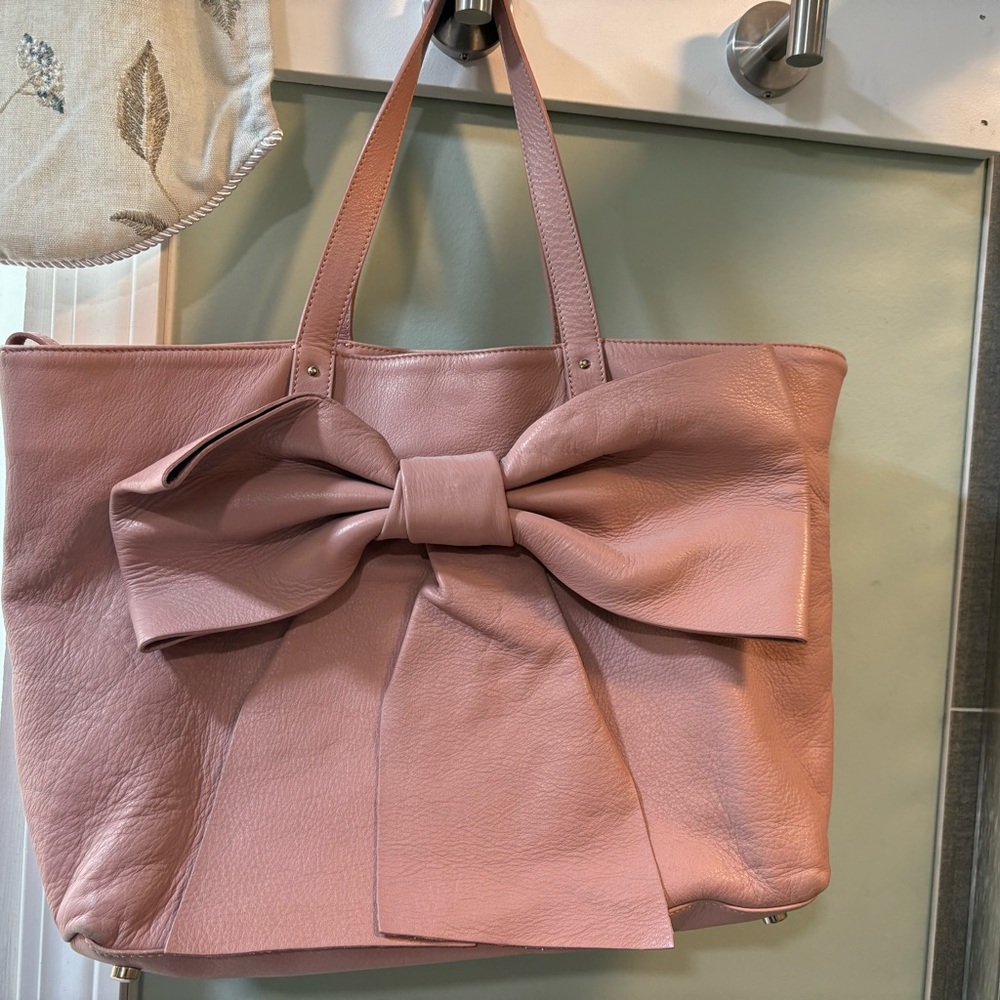 Elegant Rose colored Bow Tote Bag